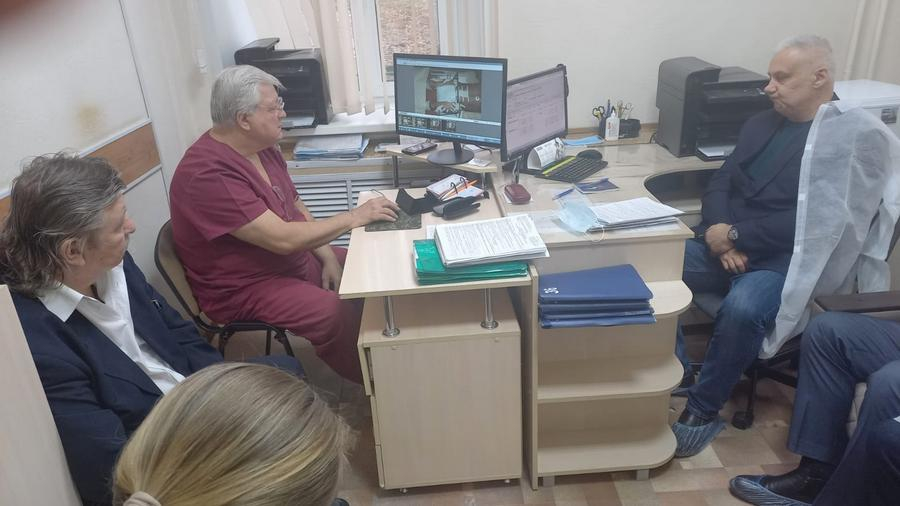 Больницу с визитом посетили специалисты ФГБУ «НМИЦ травматологии и ортопедии имени Н.Н. Приорова»