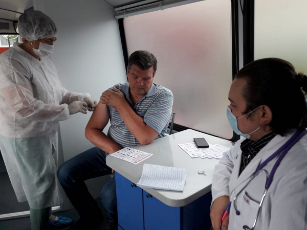 19.09.2020 г. в городе Кузнецке проводится прививочная компания по вакцинации взрослого населения от сезонного гриппа.