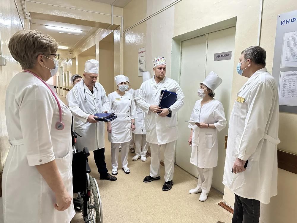В хирургическом отделение №2 прошел плановый обход главного врача