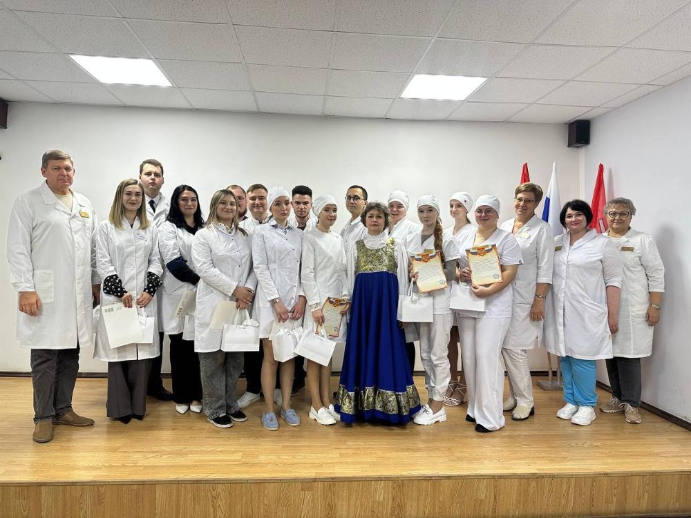 В больнице состоялось торжественное мероприятие "Посвящению в профессию"