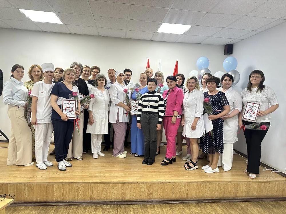 В больнице прошло торжественное мероприятие, посвященное Дню медицинского работника
