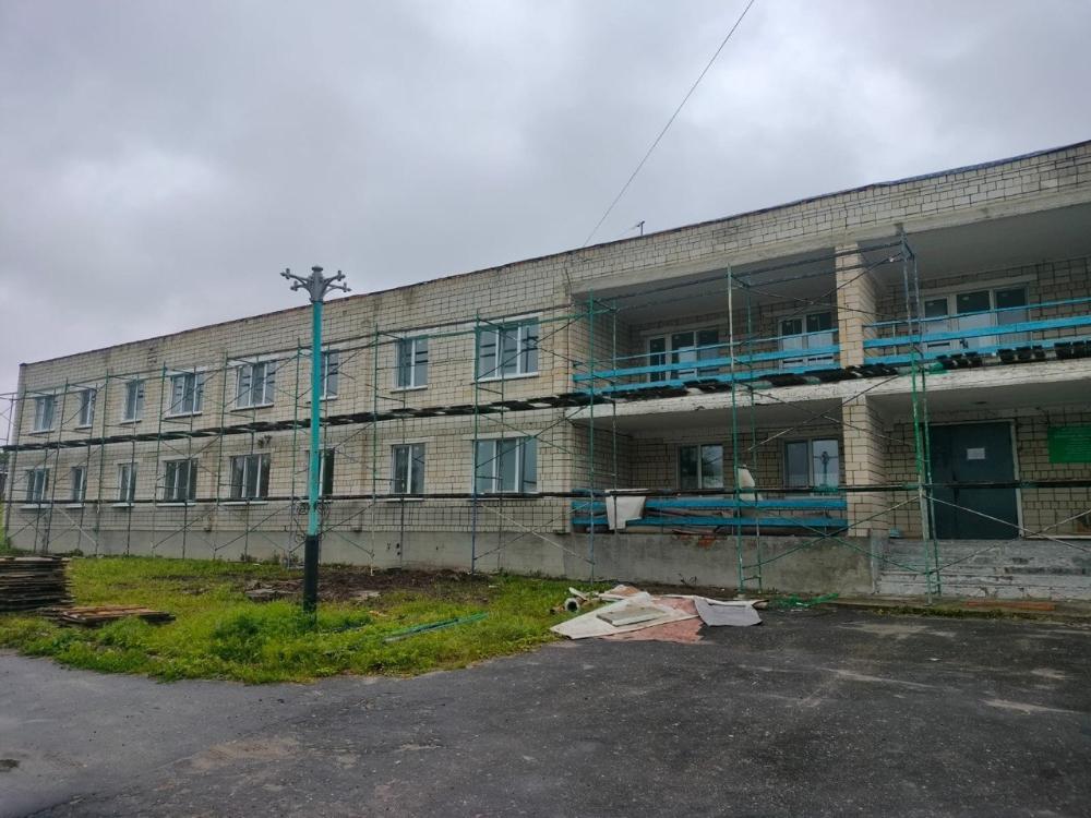 Продолжается ремонт врачебной амбулатории села Махалино